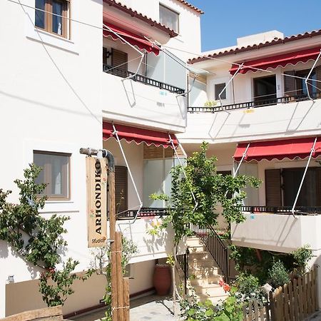 Apartamento Arhondiko Sougia Exterior foto